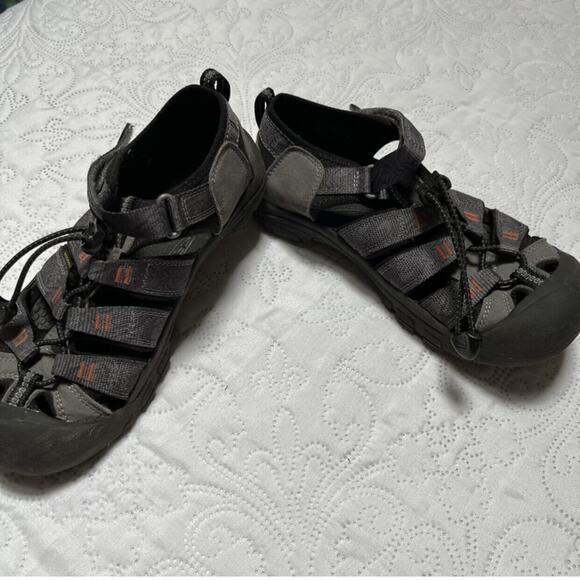 Keen Newport Water Friendly Sandals Kids Size 4 - Picture 3 of 10